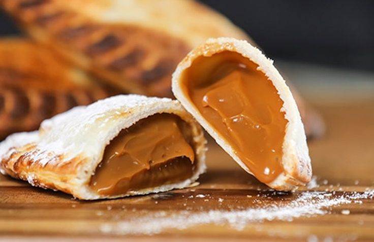 EMPANADA DE DULCE DE LECHE